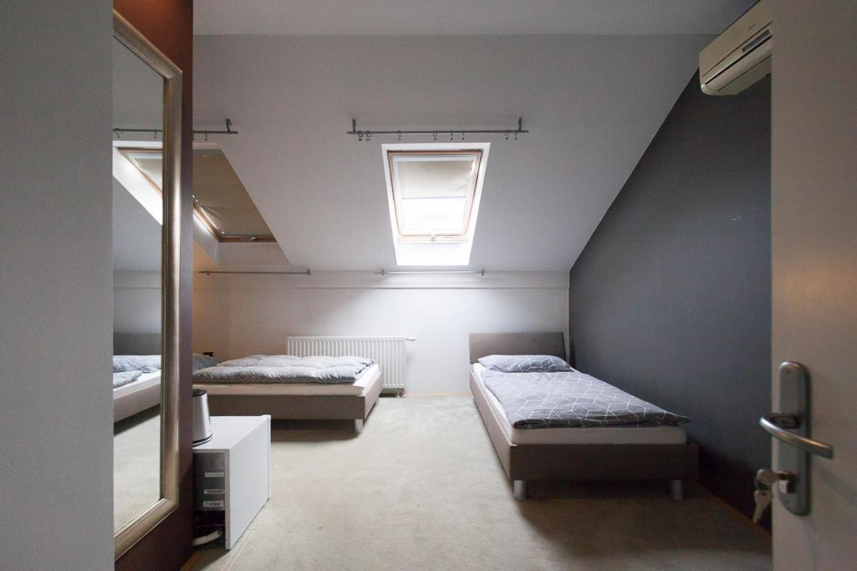Centar W Otel Ösek Dış mekan fotoğraf